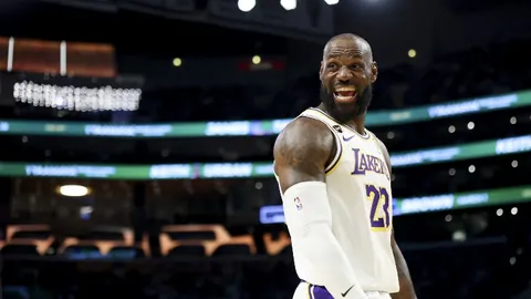 【NBA独家揭秘】赛事结果大解析：比分揭秘，胜负悬念揭晓！